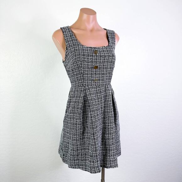 Shein Plaid Sleeveless Apron Jumper Pinafore Tweed Dress Black White Size 4 - Picture 11 of 11